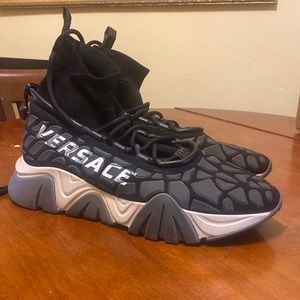 Versace squalo sneakers